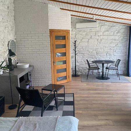 Tatsopus Villa Kamyanets-Podilski Dış mekan fotoğraf