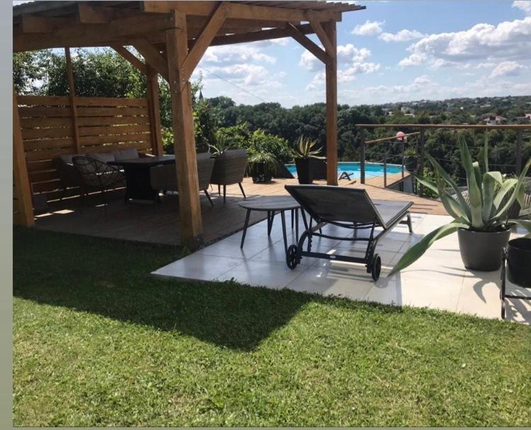 Tatsopus Villa Kamyanets-Podilski Dış mekan fotoğraf