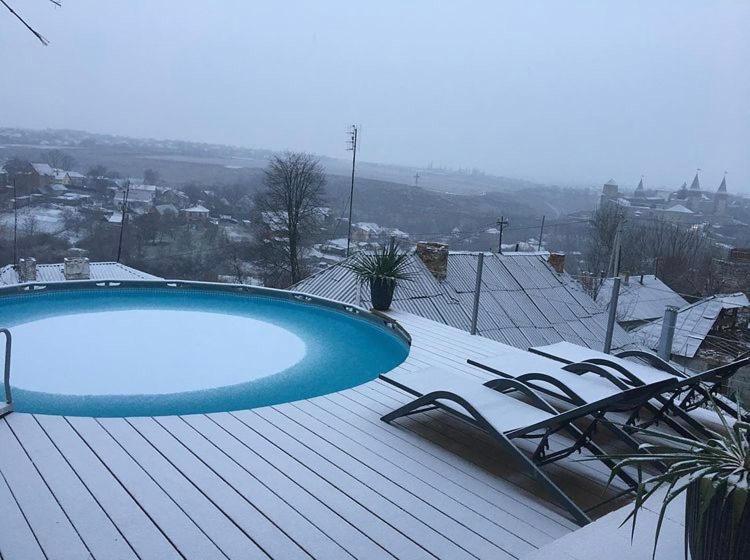 Tatsopus Villa Kamyanets-Podilski Dış mekan fotoğraf
